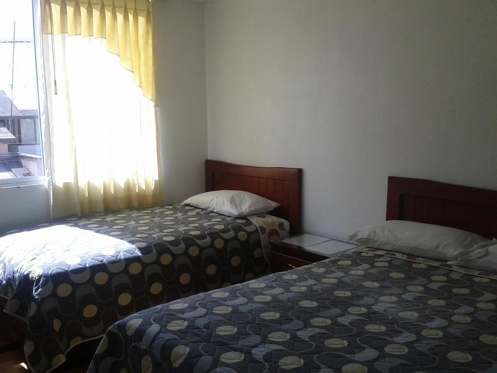 Hotel Ventura Riobamba Oda fotoğraf